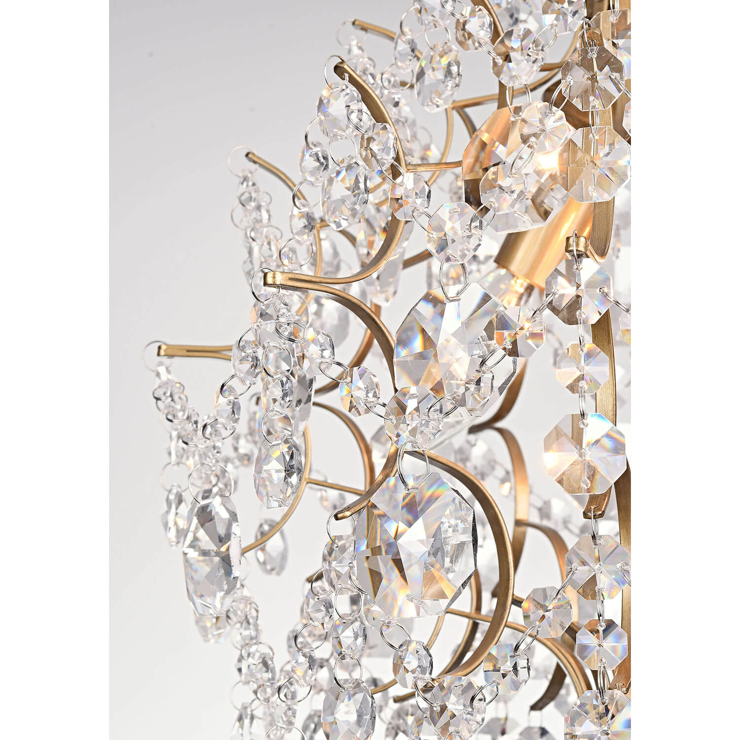 Dalia Indoor 3-light Brushed Brass Crystal Chandelier LJ-5722-DVA