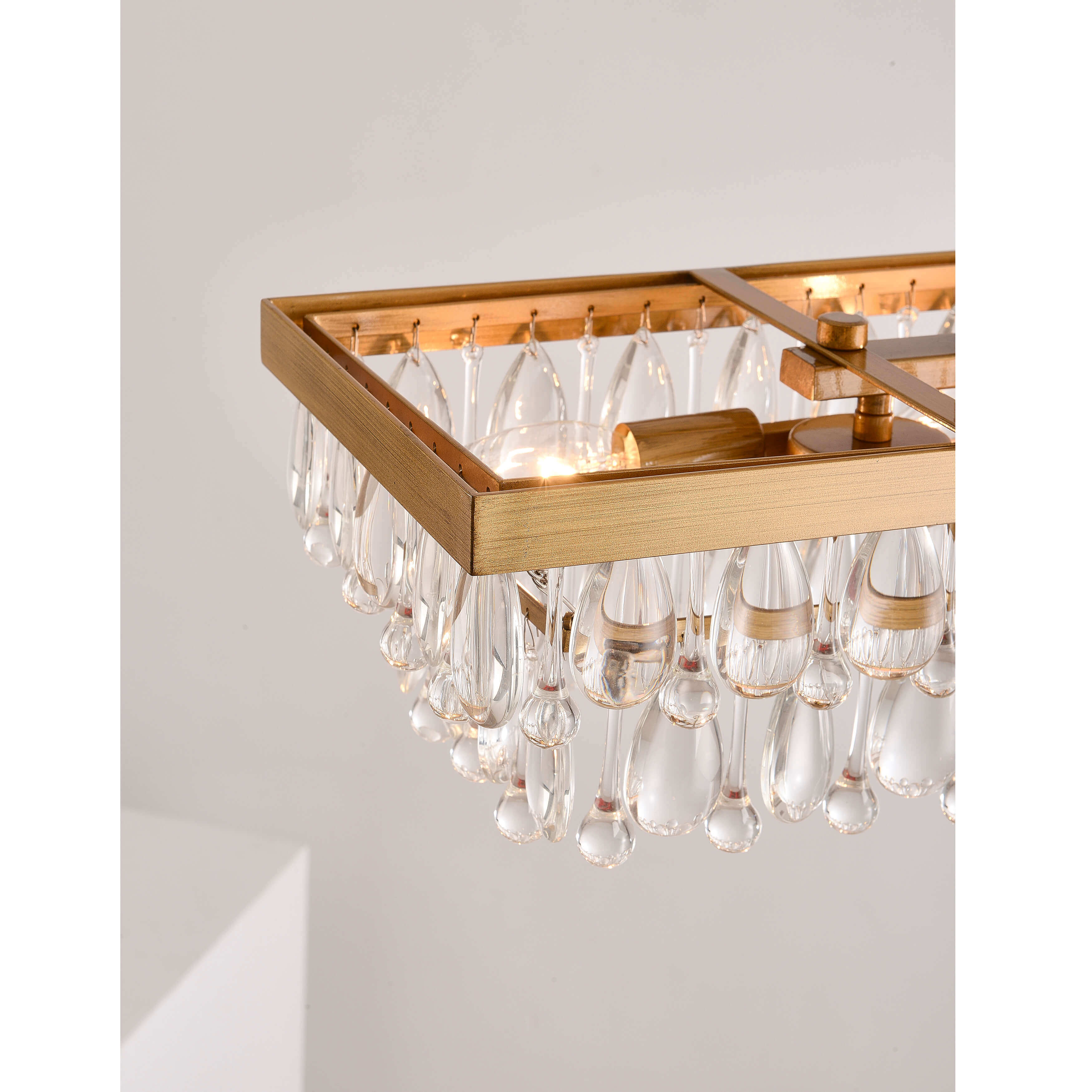 Viviana Brushed Brass 6-light Crystal Teardrop Rectangle Chandelier LJ-8903-CSR